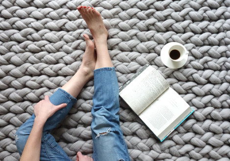 Czas na piękny, szary pled handmade