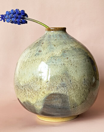Ceramiczny wazonik kula