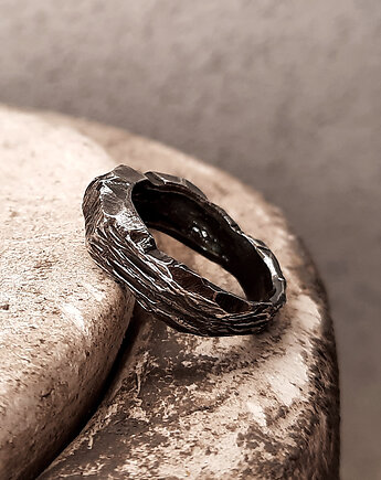 Pierścionek - sygnet HARD, ZIĘBA