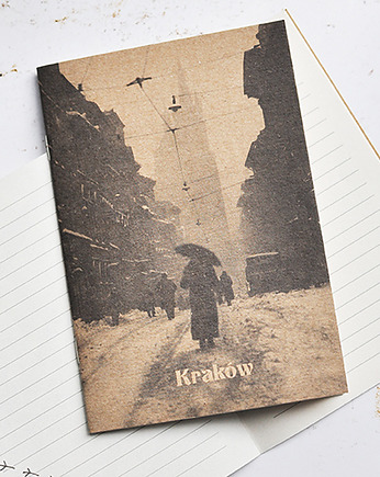 Notes z czarno-białymi fotografiami 15x10 Kraków Pani na ul. Floriańskiej
