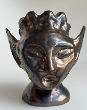 Figurka ceramiczna The shadow King