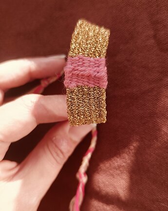 Golden -bransoletka, Emilia Rabenda