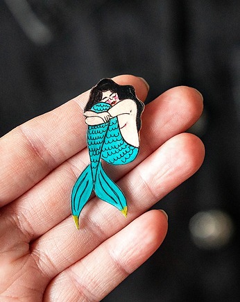 Mała przypinka pin z syrenką
