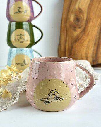Kubek ceramiczny dla joginki beczułka 320 ml - Joga różowy