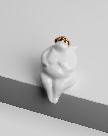 Porcelanowy aniołek, figurka