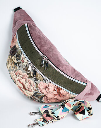 Brudny róż nerka damska w róże z kolorowym paskiem KWIATOWA SIELANKA, Co Tu Się Kroi