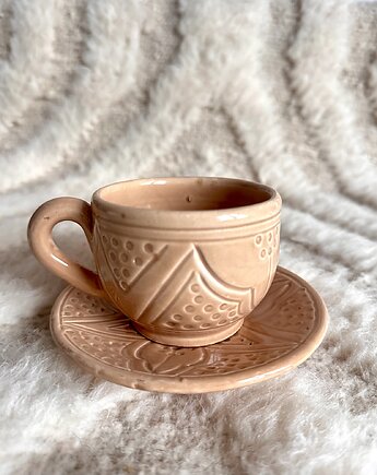 Ręcznie tworzona, ceramiczna filiżanka z Maroka