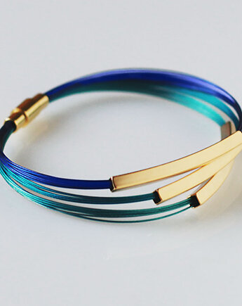 Sea Story v Gold