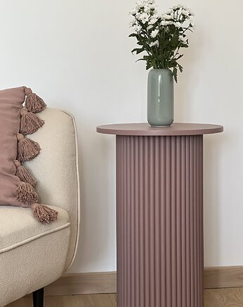Okrągły, ryflowany stolik nocny, pomocniczy w kolorze mauve