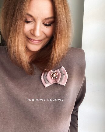 Kolekcja Exclusive Brosza z kwiatem i perłą NEW
