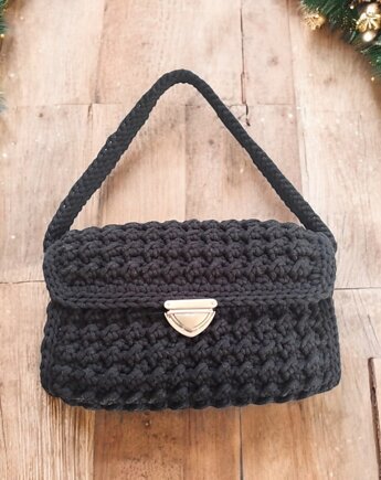 Czarna torebka kuferek / kopertówka, KEIT