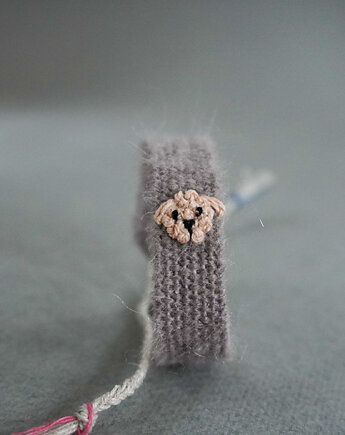 Bransoletka handmade na sznurku z haftowowanym pieskiem - maltipoo, Słońcem Tkane