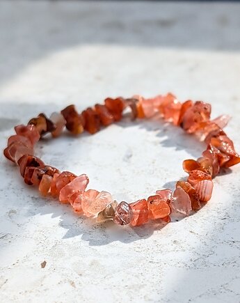 Agat karmelowy sieczka - bransoletka na podwójnej gumce, Moui