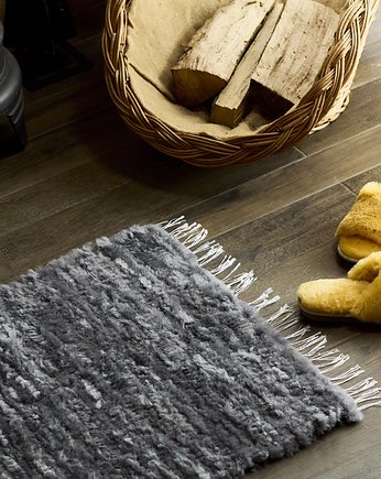 Dywan naturalny tkany owcza skóra handmade popiel