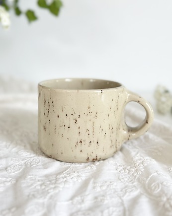 Ceramiczna filiżanka, kubek - piaskowy beż