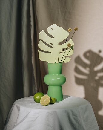 Monstera - drewniany, zielony liść ozdobny