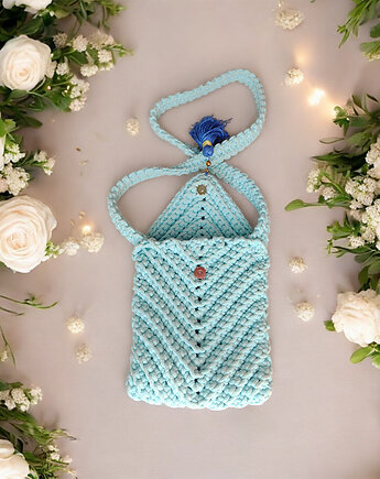 Niebieska torebka listonoszka, KEIT