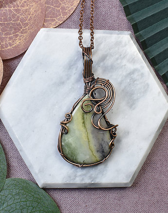 Miedziany wisiorek wire wrapping z amazonitem #233