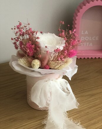 Mini FLOWER BOX z wieczną róż na urodziny, roczek