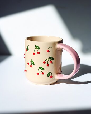 Ceramiczny kubek w wisienki 300 ml