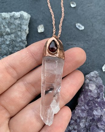 Naszyjnik z kryształem i granatem, Marikart Studio