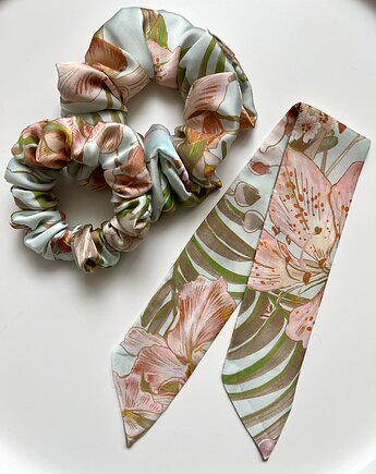 Scrunchie Flores - dostępna w wersji z odwiązywaną szarfą
