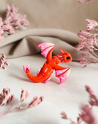 Fantasy pin czerowny różowy smok, urocza przypinka w stylu fairycore