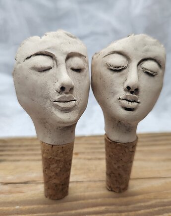 Zestaw ceramicznych korków do wina Twarze handmade