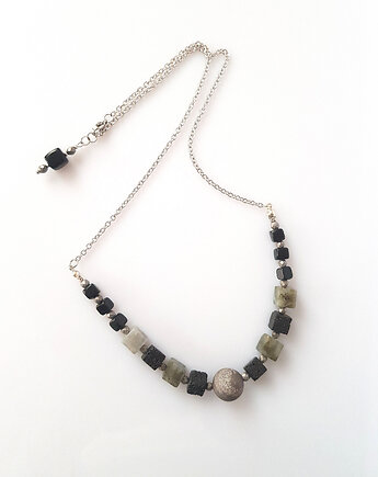 Naszyjnik z agatem, onyksem i labradorytem, Mitsu