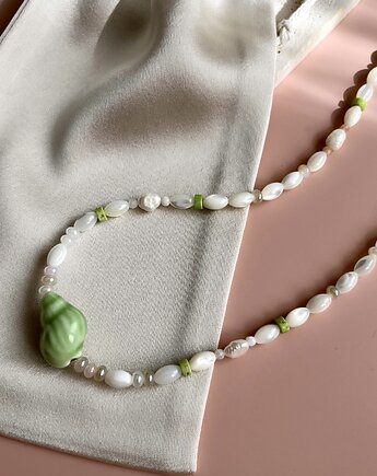 Naszyjnik Green Shell z zieloną ceramiczną muszelką