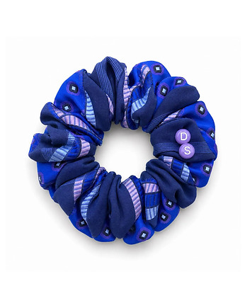 Jedwabna scrunchie z upcyklingu