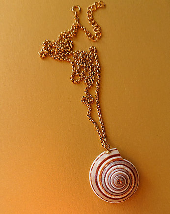 SWIRL naszyjnik ze spiralną  muszlą
