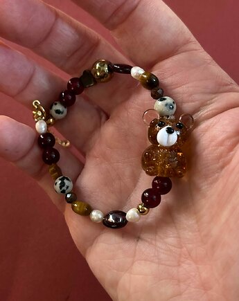 Bransoletka Ember, Studio Trele