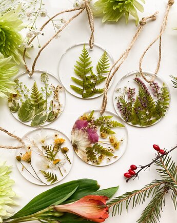 Kwiatowe bombki las, fernandfelt