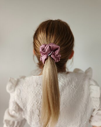 Satynowa gumka satynowa scrunchie owijka frotka brudny róż MIDI