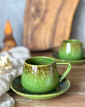 Filiżanka ze spodkiem beczułka zielona ręcznie robiona 250 ml - Natura