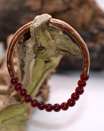Bransoletka miedziana handmade z koralikami: kwarc czerwony