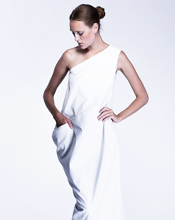 One shoulder assymetry