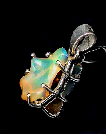 Świetlisty opal