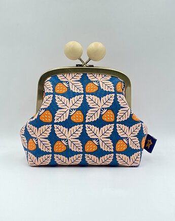 Strawberry White, Chytrá Baba