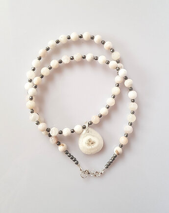 Naszyjnik  z Kwarcem Solarnym i Kamieniem Księżycowym, Mitsu