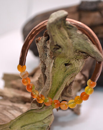 Bransoletka miedziana handmade z koralikami: agat