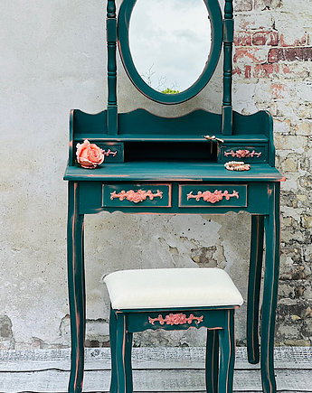 Toaletka kosmetyczna z dużym lustrem, shabby chic