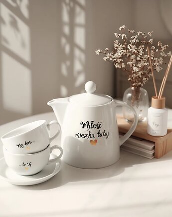 Zestaw biały porcelanowy dzbanek 1 litr i 2 filiżanki porcelanowe 250 ml ze s