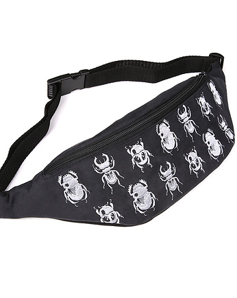 Sprzedam nerkę w srebrne robaki //17, HAPKA