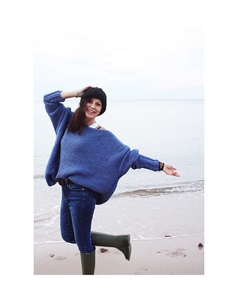 ? Artystyczny sweter handmade z grubym splotem