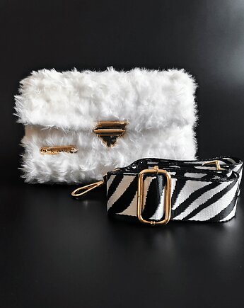 Plush - torebka wykonana z pluszowej włóczki, K&D