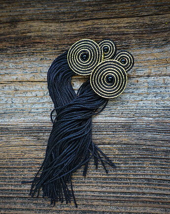 Czarno- złote spirale  kolczyki soutache z chwostami