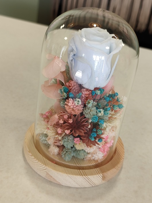 dodatki - różne Wieczna róża w szkle prezent dla przyjaciółki na urodziny