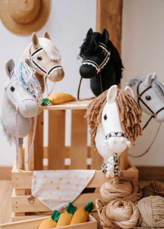 hobby-horse-by-emiq-kontakt.jpg